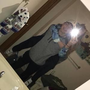 Meet your Posher, Ellie